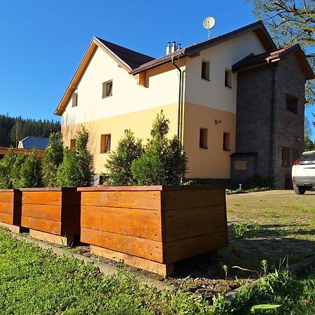 Vila Pohoda Javorniky S Rozlahlym Pozemkom Маков Экстерьер фото