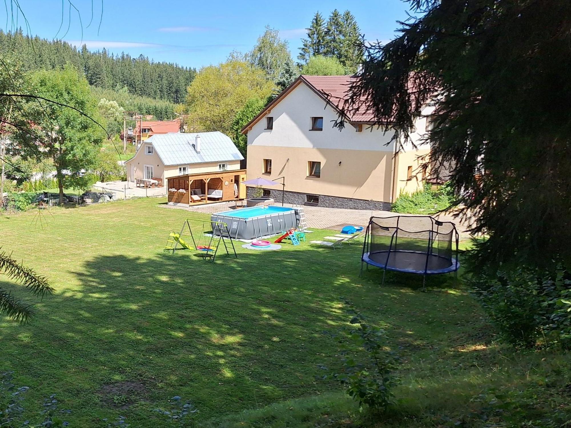 Vila Pohoda Javorniky S Rozlahlym Pozemkom Маков Экстерьер фото