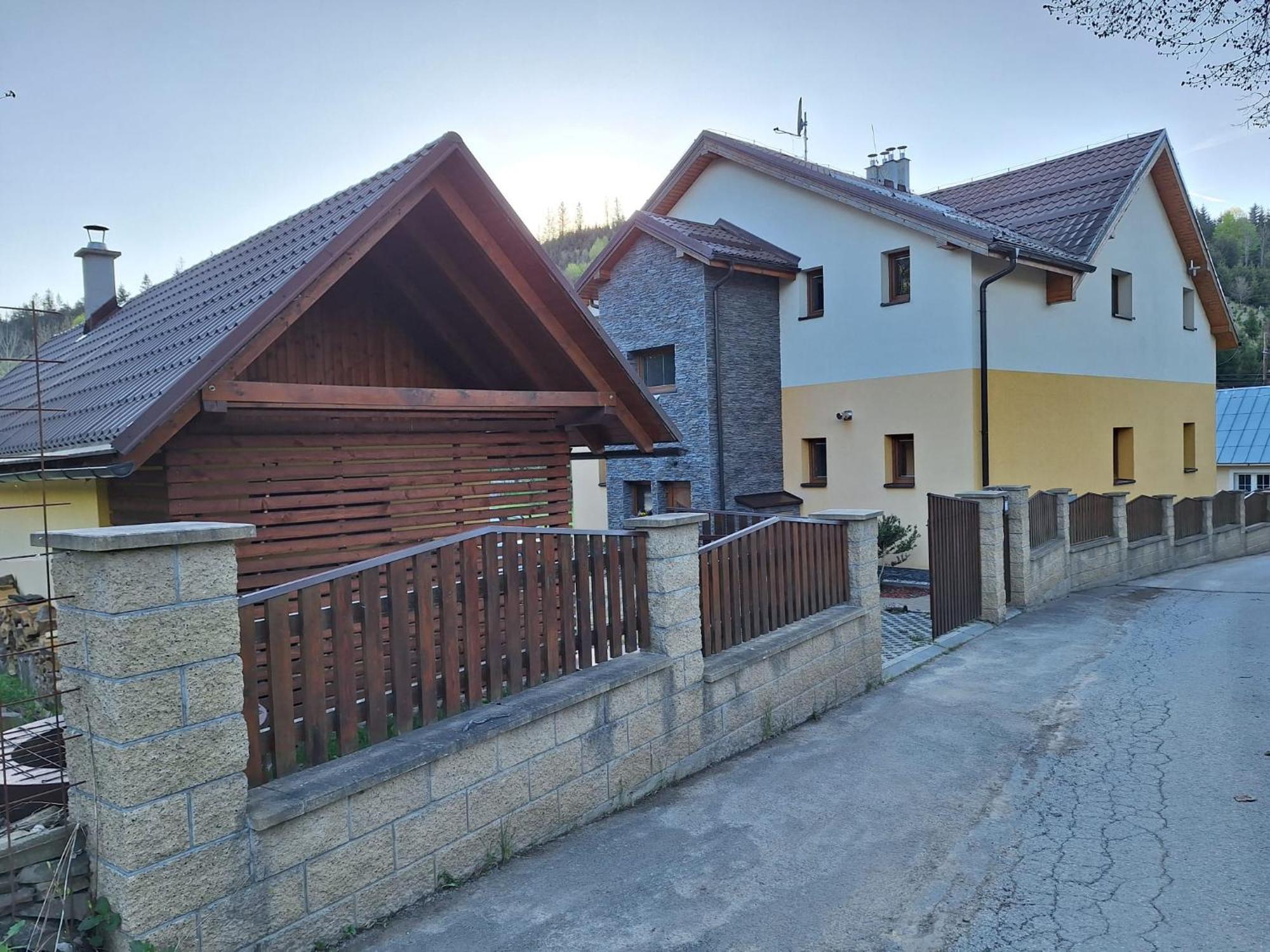 Vila Pohoda Javorniky S Rozlahlym Pozemkom Маков Экстерьер фото